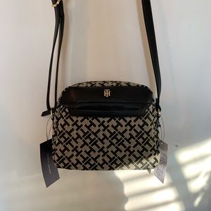 Tommy Hilfiger Purse